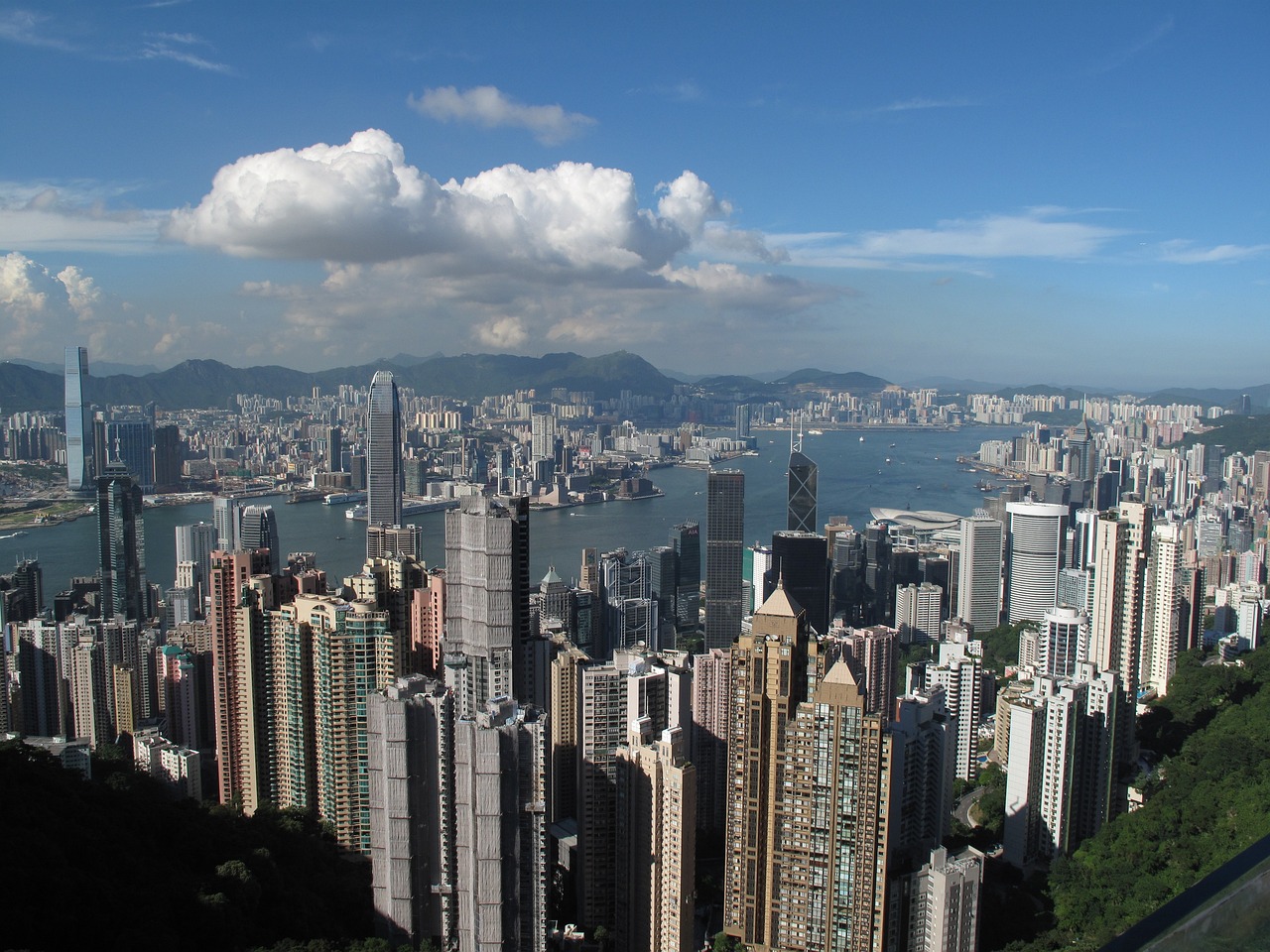 香港佳源上市，探索企业成功之路的典范之路