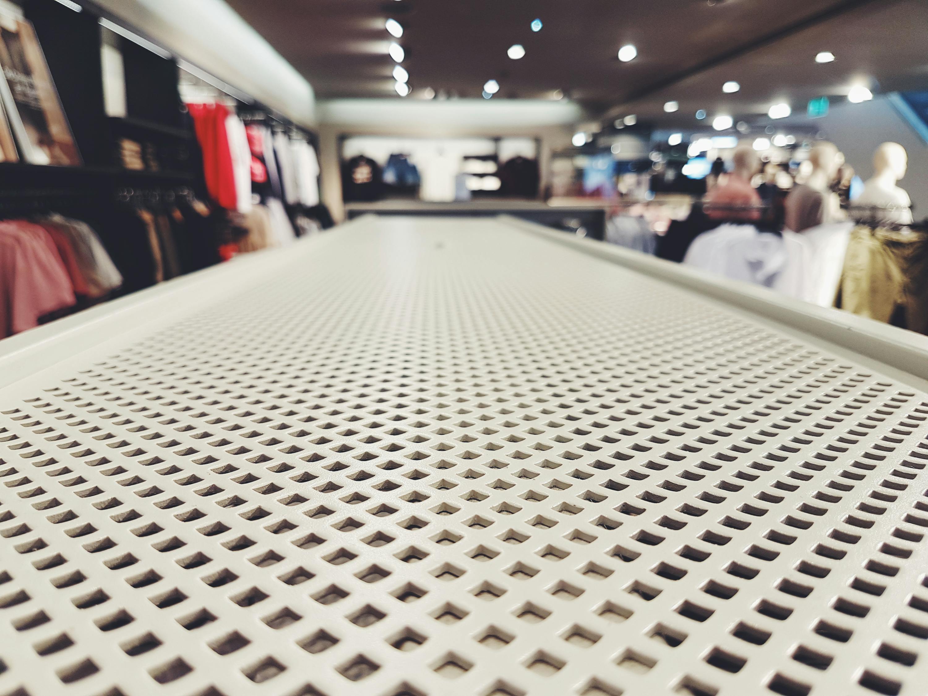 新疆舞蹈服饰新品展示，传统与现代的完美融合亮相舞台