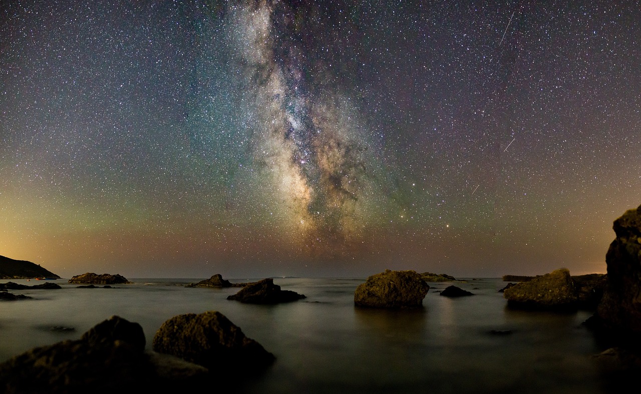 十大璀璨星空中的闪耀明珠，美女明星排名揭秘