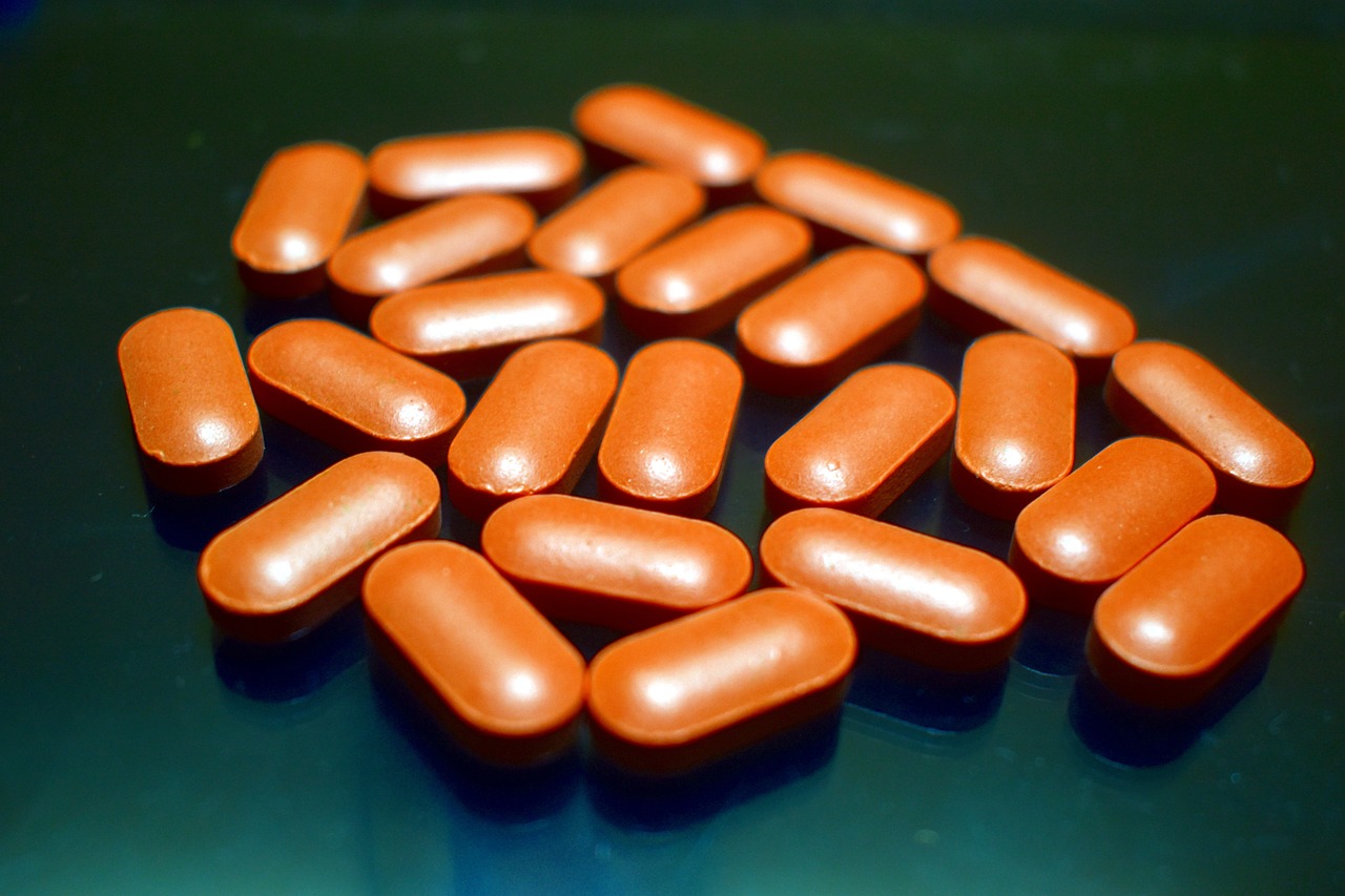 依托考昔片价格变动，药物经济考量与市场变化分析