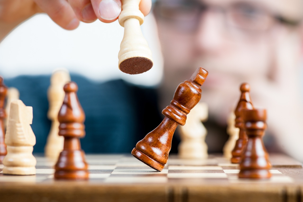 每日象棋残局挑战更新，智力与策略的极致对决