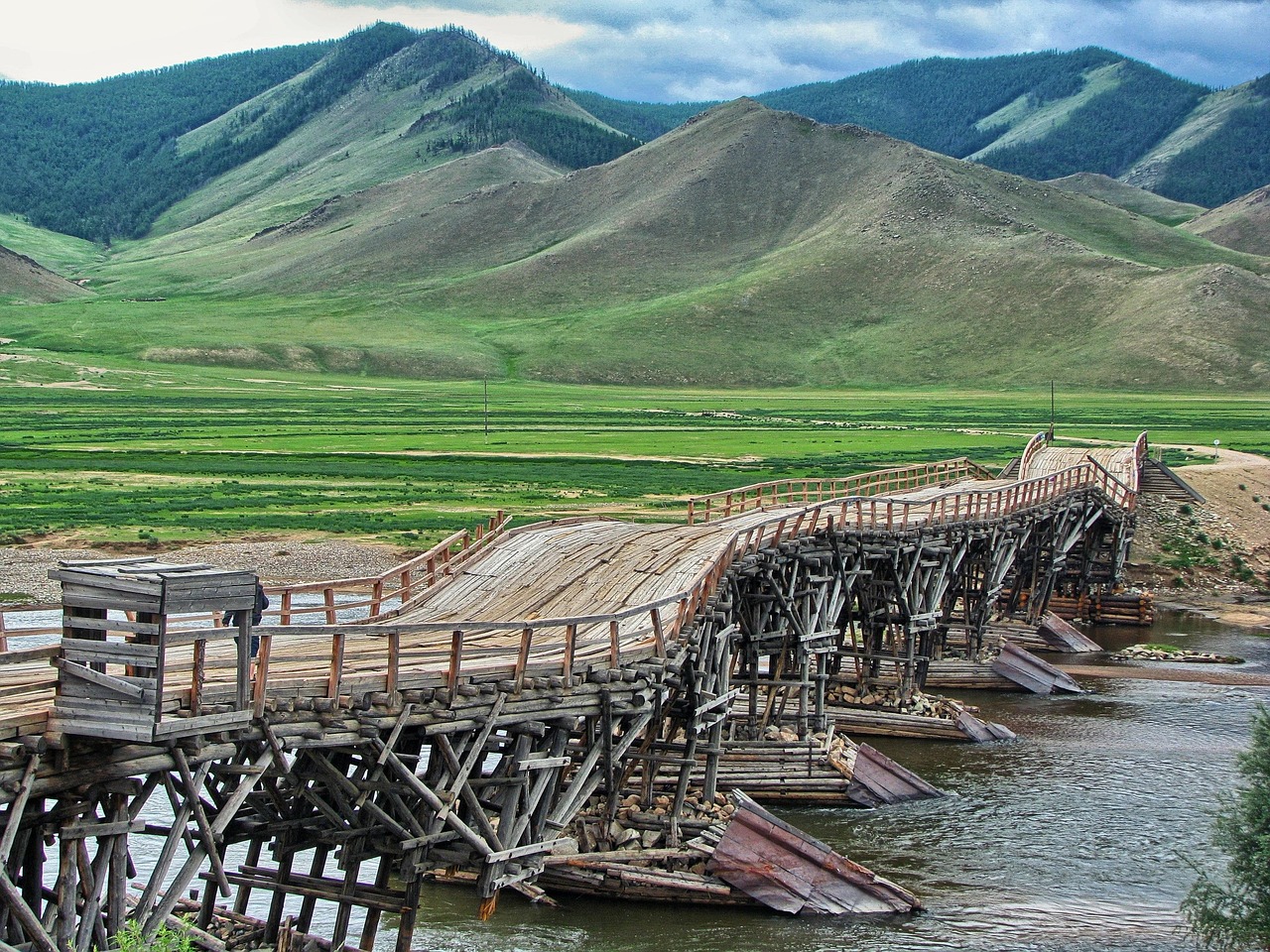 酉彭高速公路最新设计规划揭秘