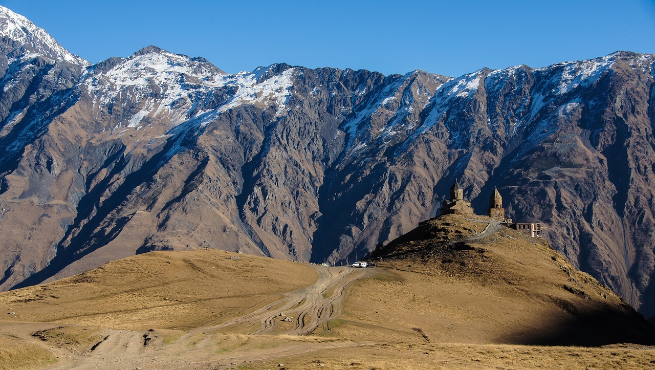 百里峡风景区，自然人文交相辉映的最新美景图欣赏